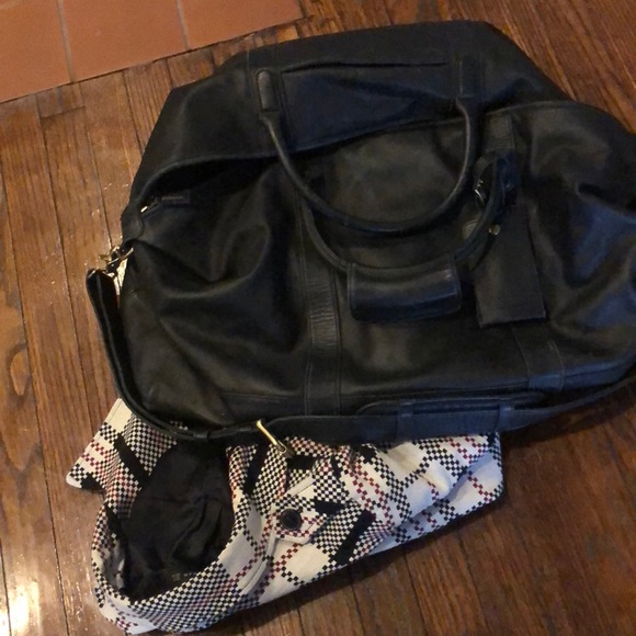 COACH Weekender Travel in Style Leather Overnight - Picture 3 of 7